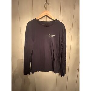 Abercrombie and Fitch mens long sleeve size small Tee